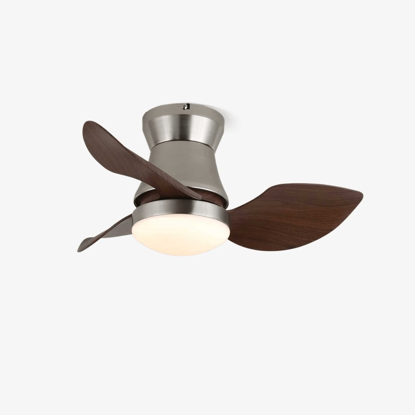 Ventilador de Techo Moderno Airlume de Madera con Luz en una sala de estar contemporánea.