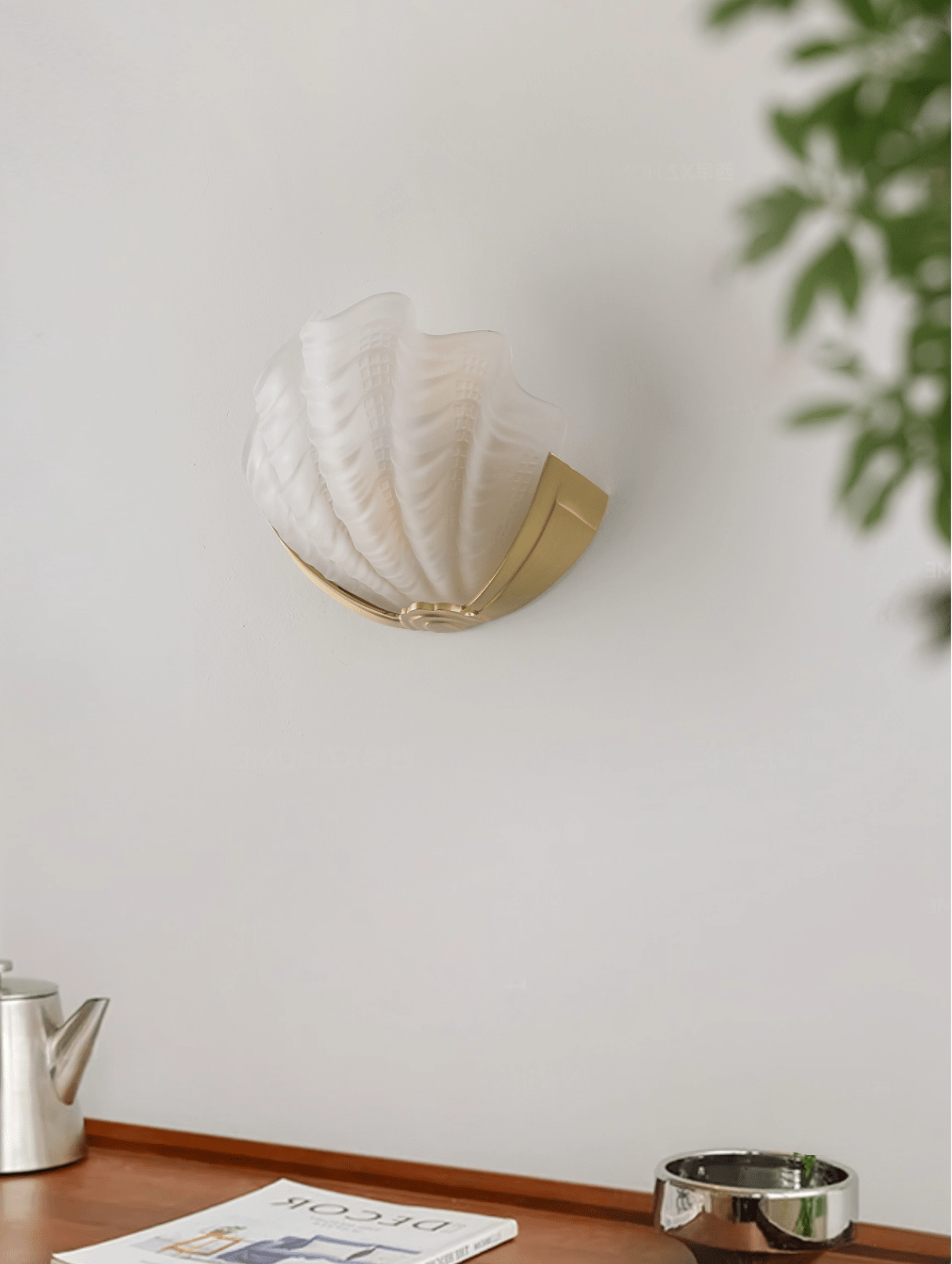 Art Deco Scallop Aplique