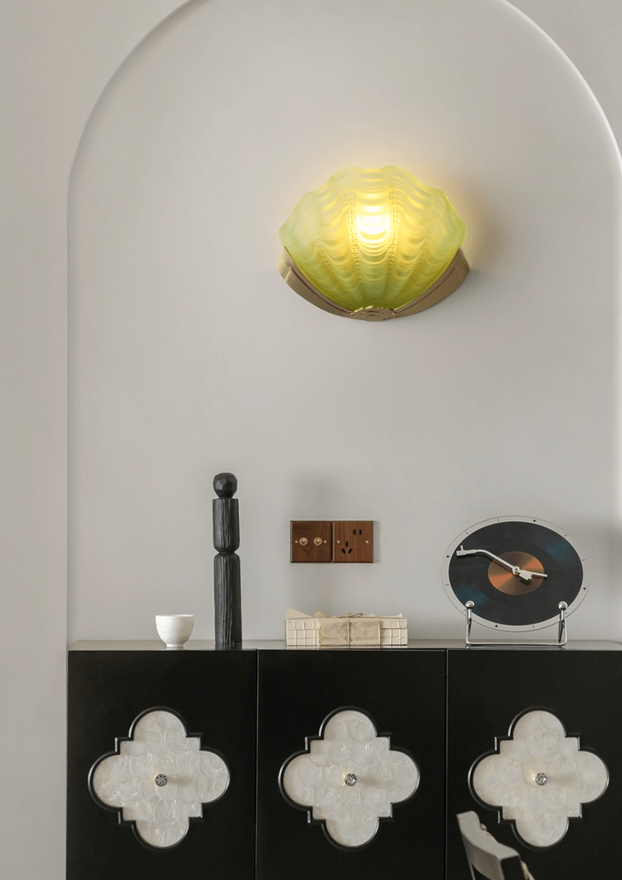 Art Deco Scallop Aplique