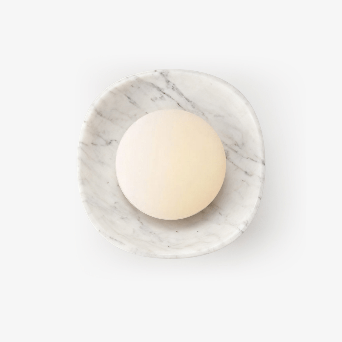 Carrara Cusp Sconce Aplique