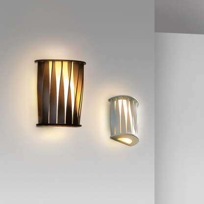 Orr Minimalista LED Aplique Exterior Blanco/Negro Jardín/Balcón/Terraza Aluminio Acrílico 2 Colores 32CM Largo