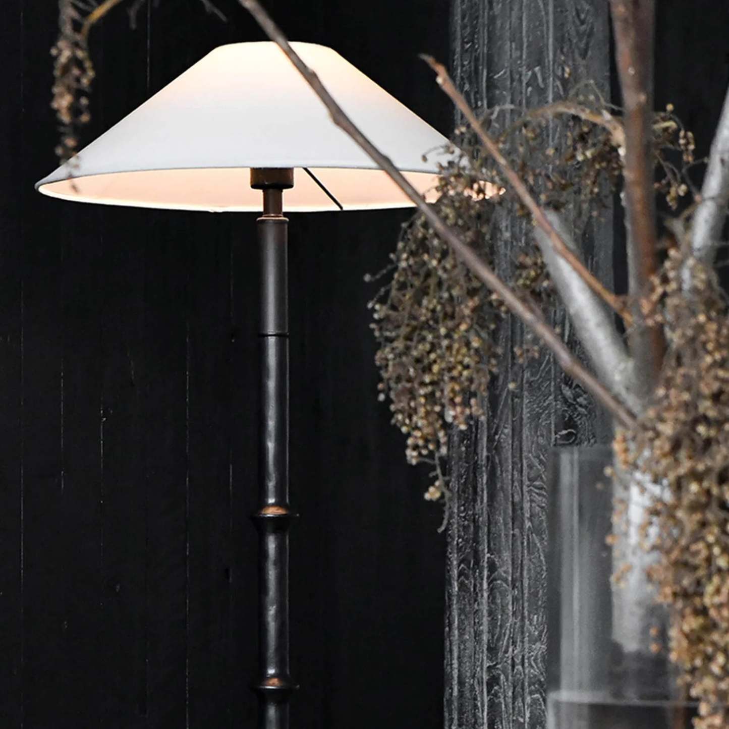 Retro Crackle Black Resin Floor Lamp