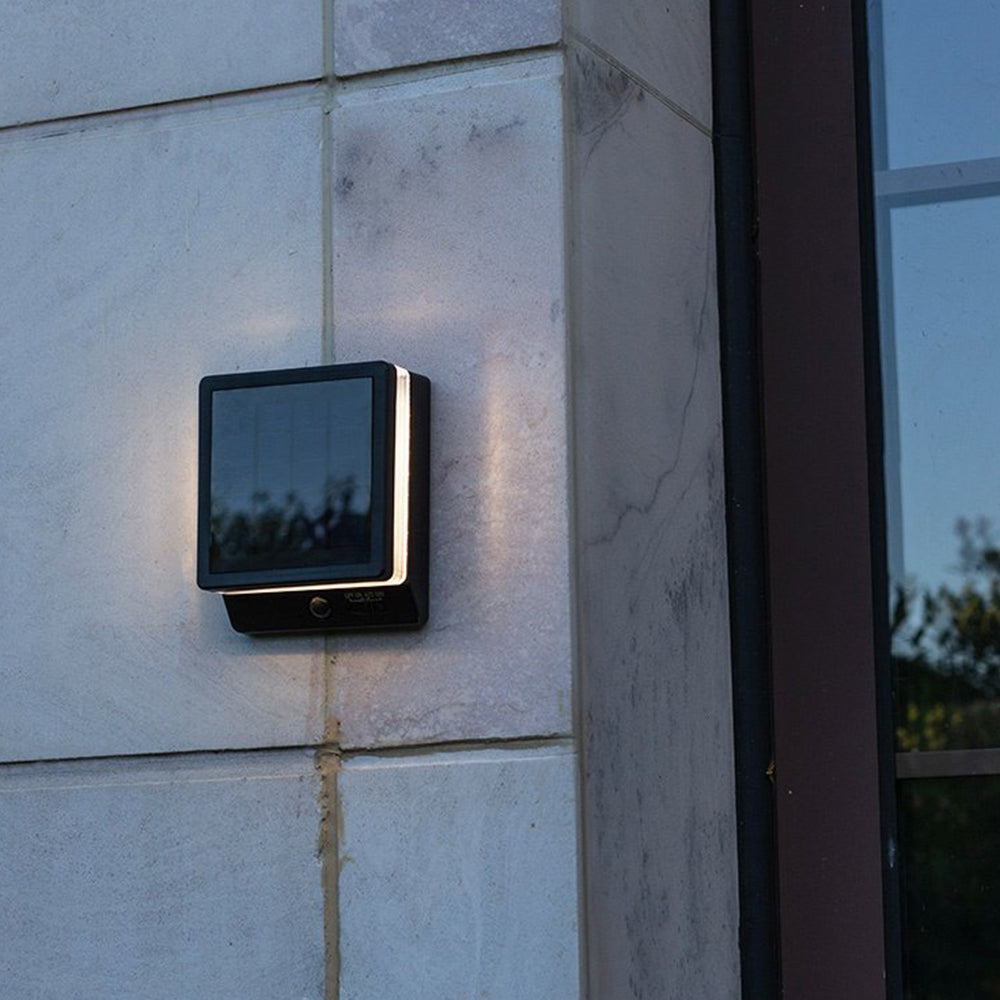 Orr Moderno Ángulo Recto LED Aplique de Exterior Negro Pasillo Acrílico Sensor Solar