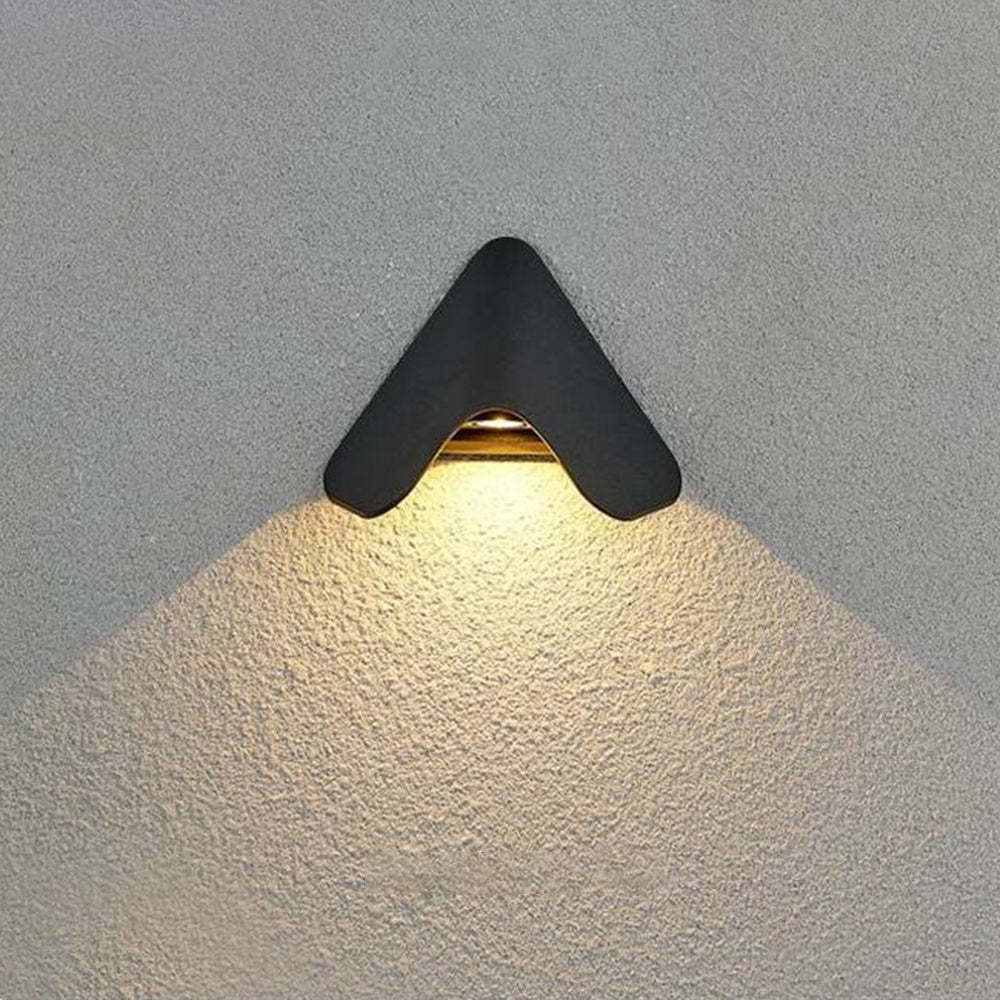 Lámpara de pared Exterior Minimalista Triángulo Negro | Las Sola