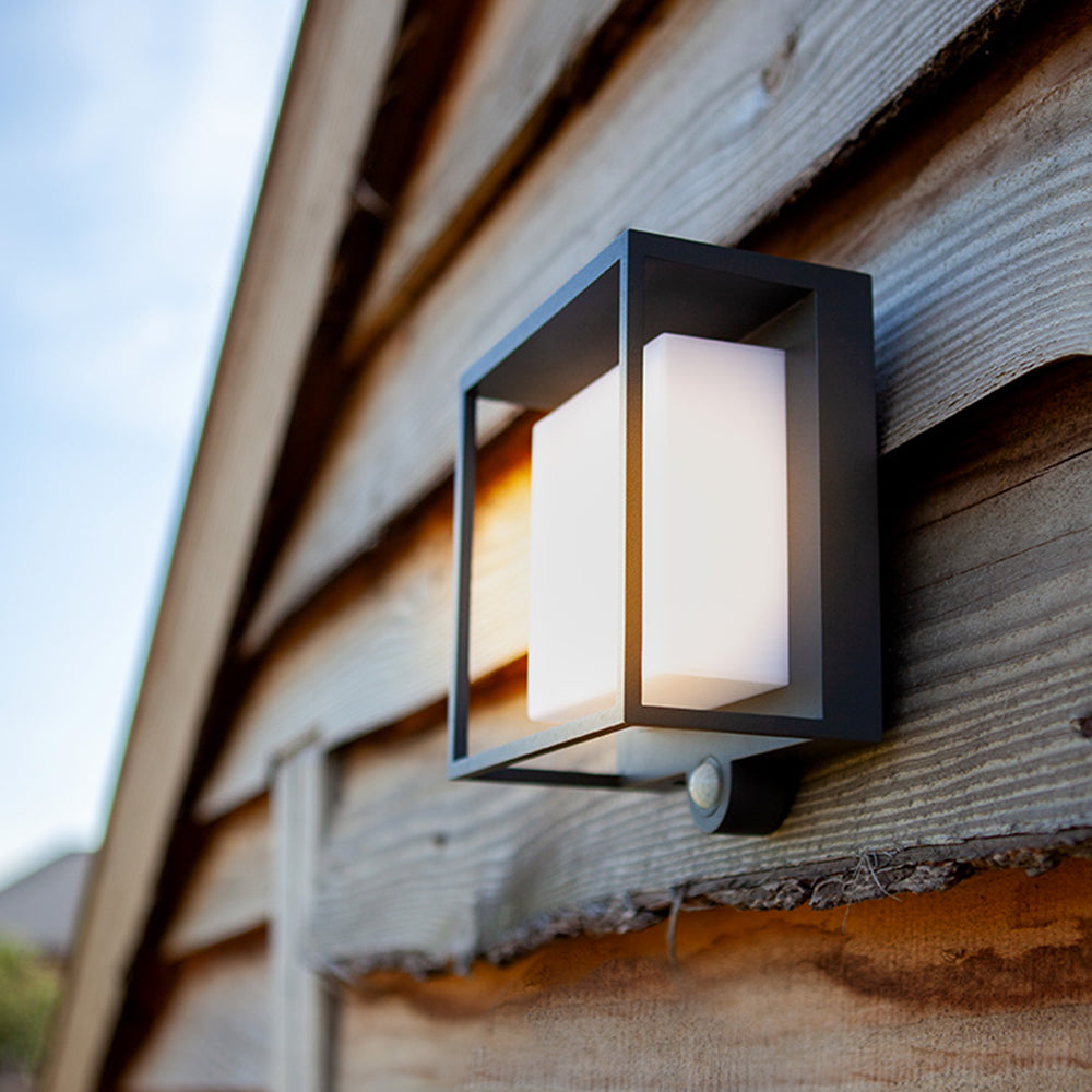 Orr Moderno Rectangular LED Lámpara de Pared Exterior Negro Pasillo Jardín