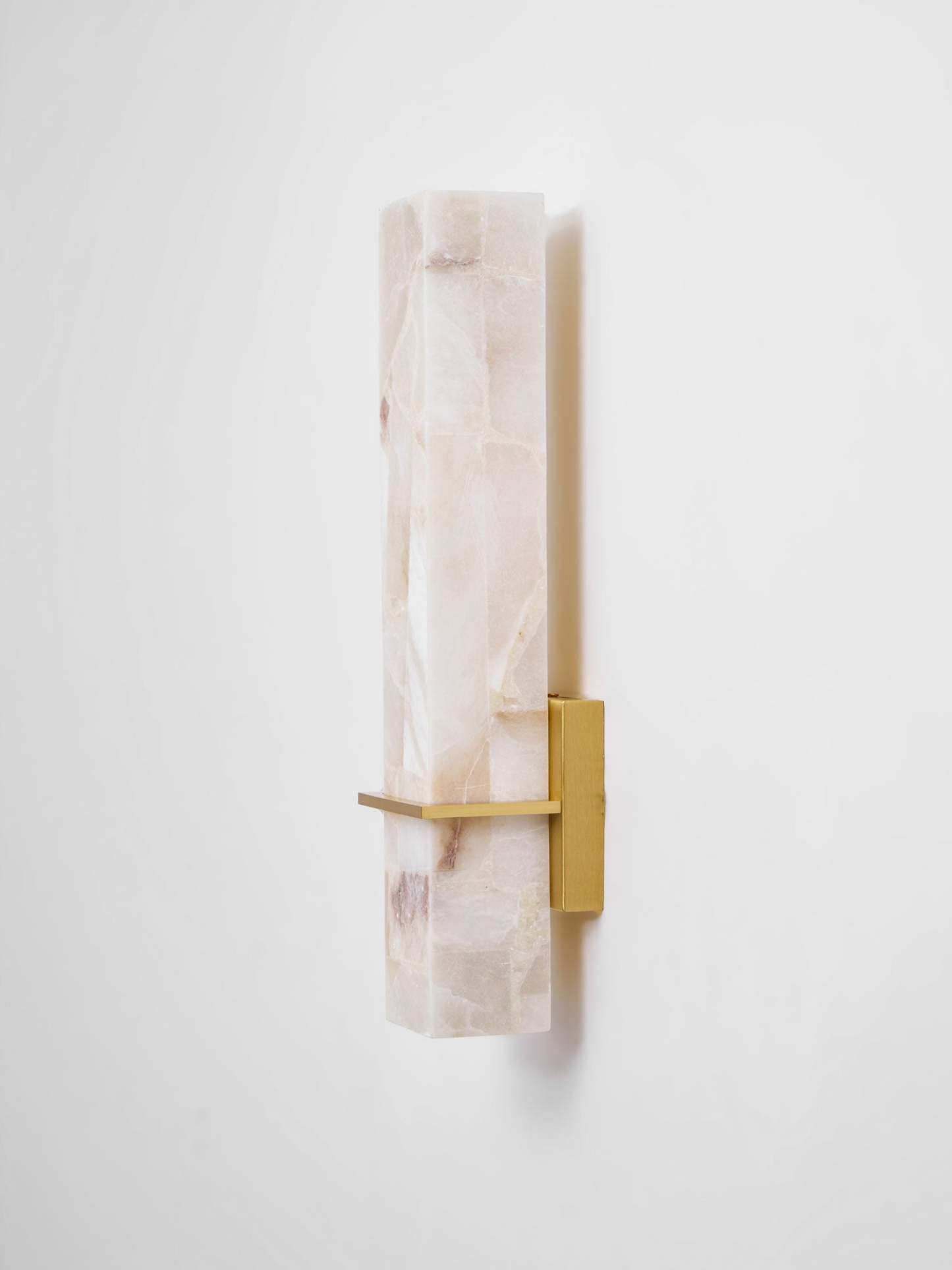 Milan Alabaster Aplique