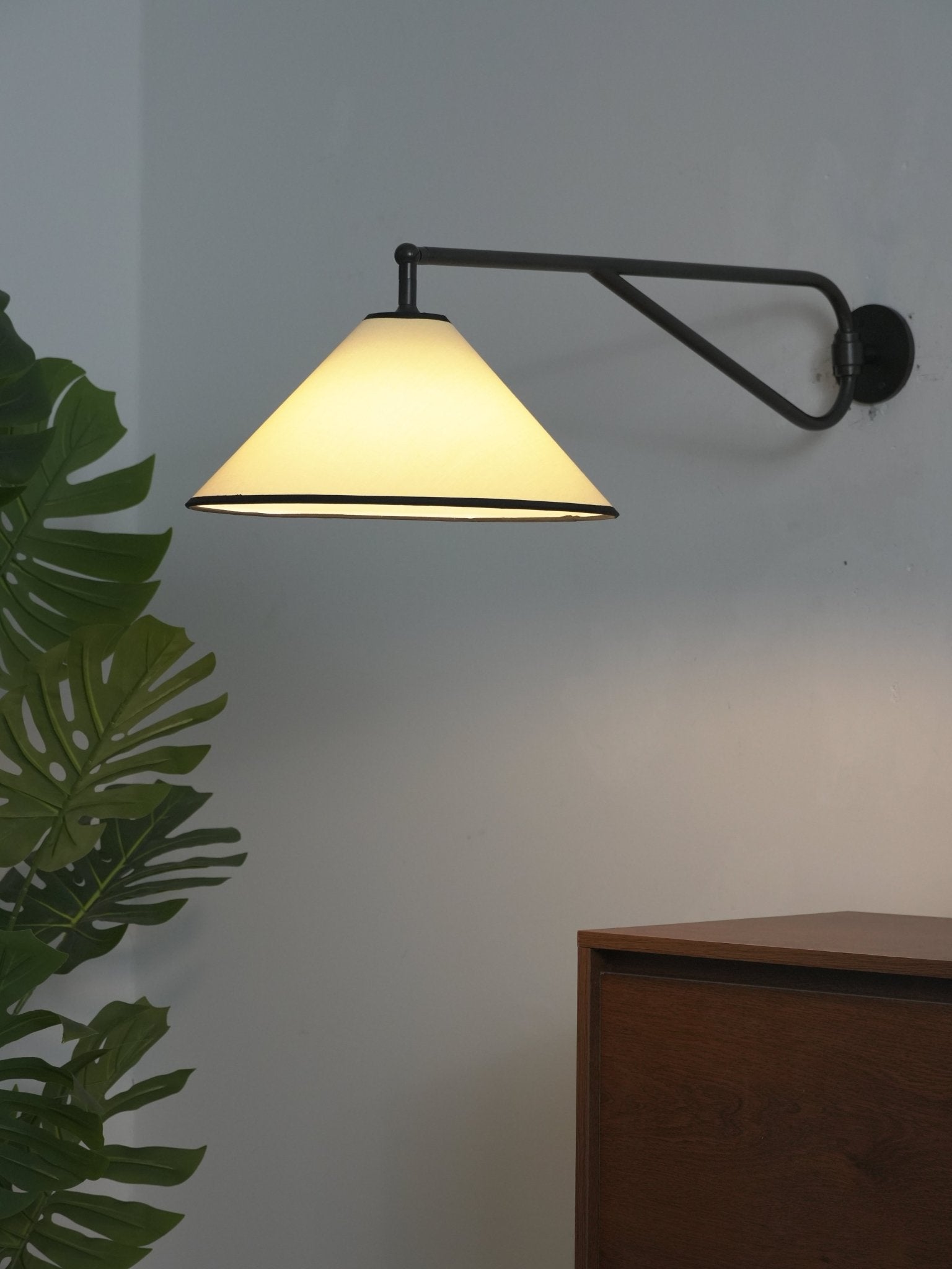 Vellora Swing Aplique