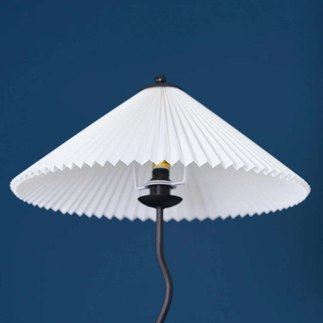 Retro Squiggle Metal Floor Lamp