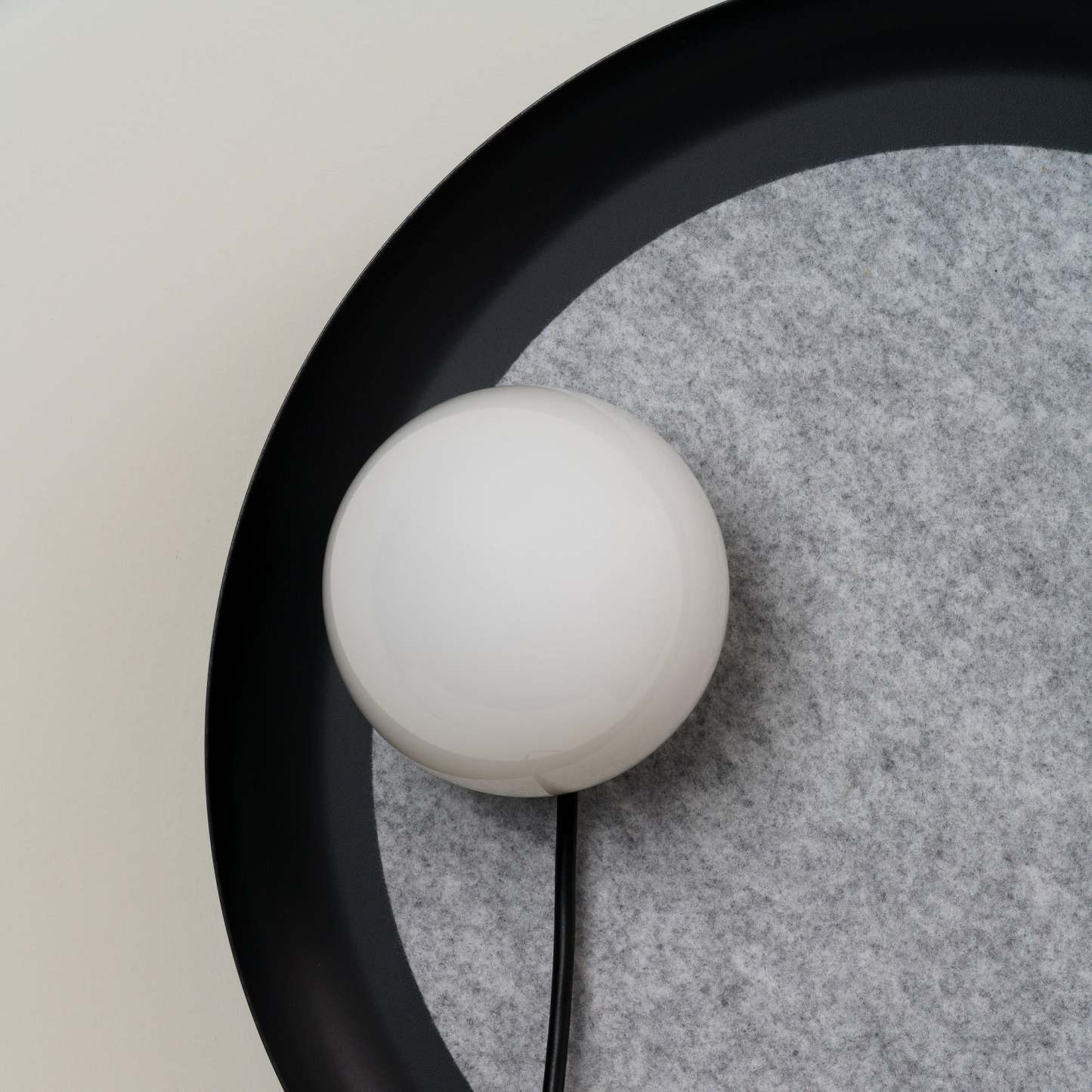 Halo Eclipse Circle Floor Lamp