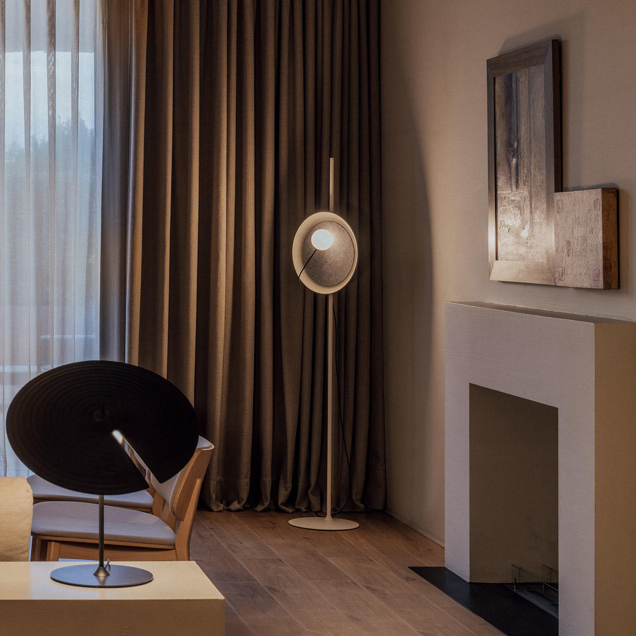 Halo Eclipse Circle Floor Lamp