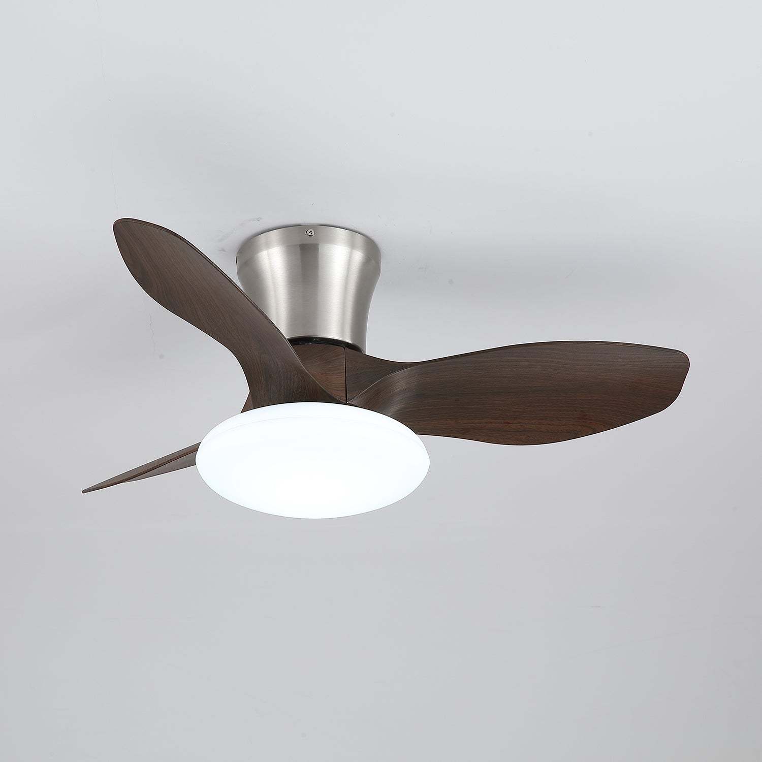 Ventilador de Techo Moderno de Madera Velora con Luz, vista lateral