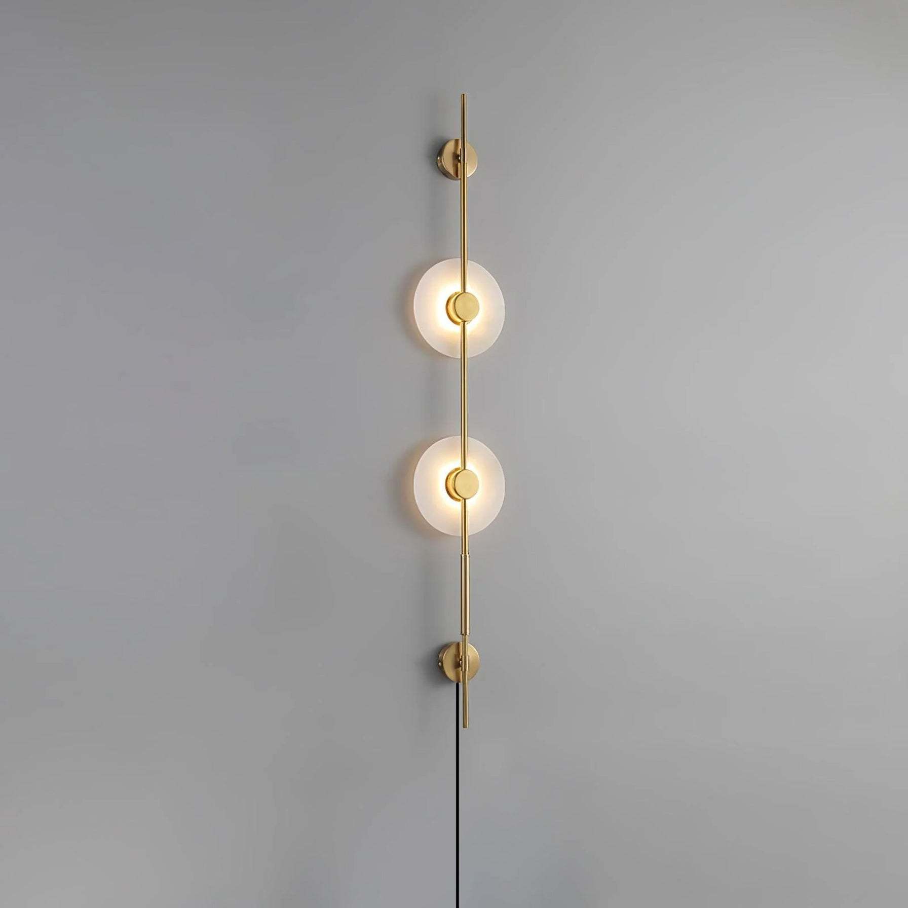 Alabaster Vertical Plug-in Aplique