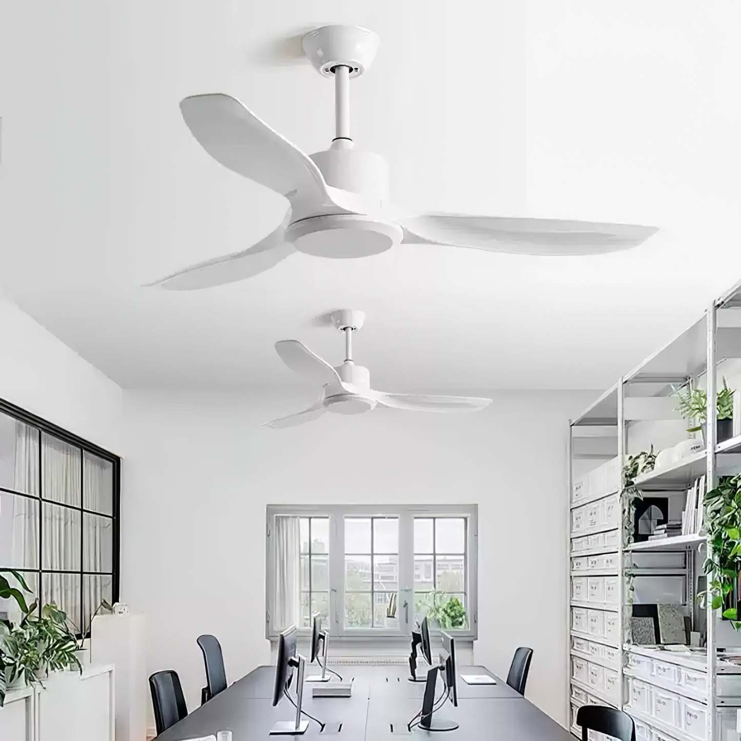 Ventilador de Techo Minimalista Meren de Madera en un salón moderno