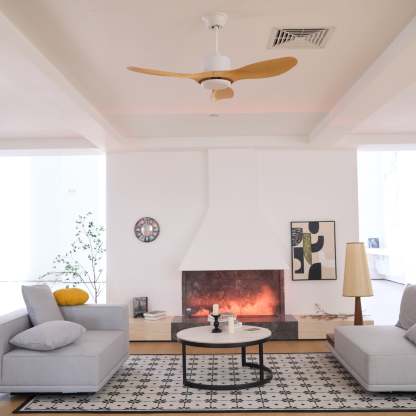 Primer plano de las aspas del Ventilador de Techo Minimalista Meren de Madera