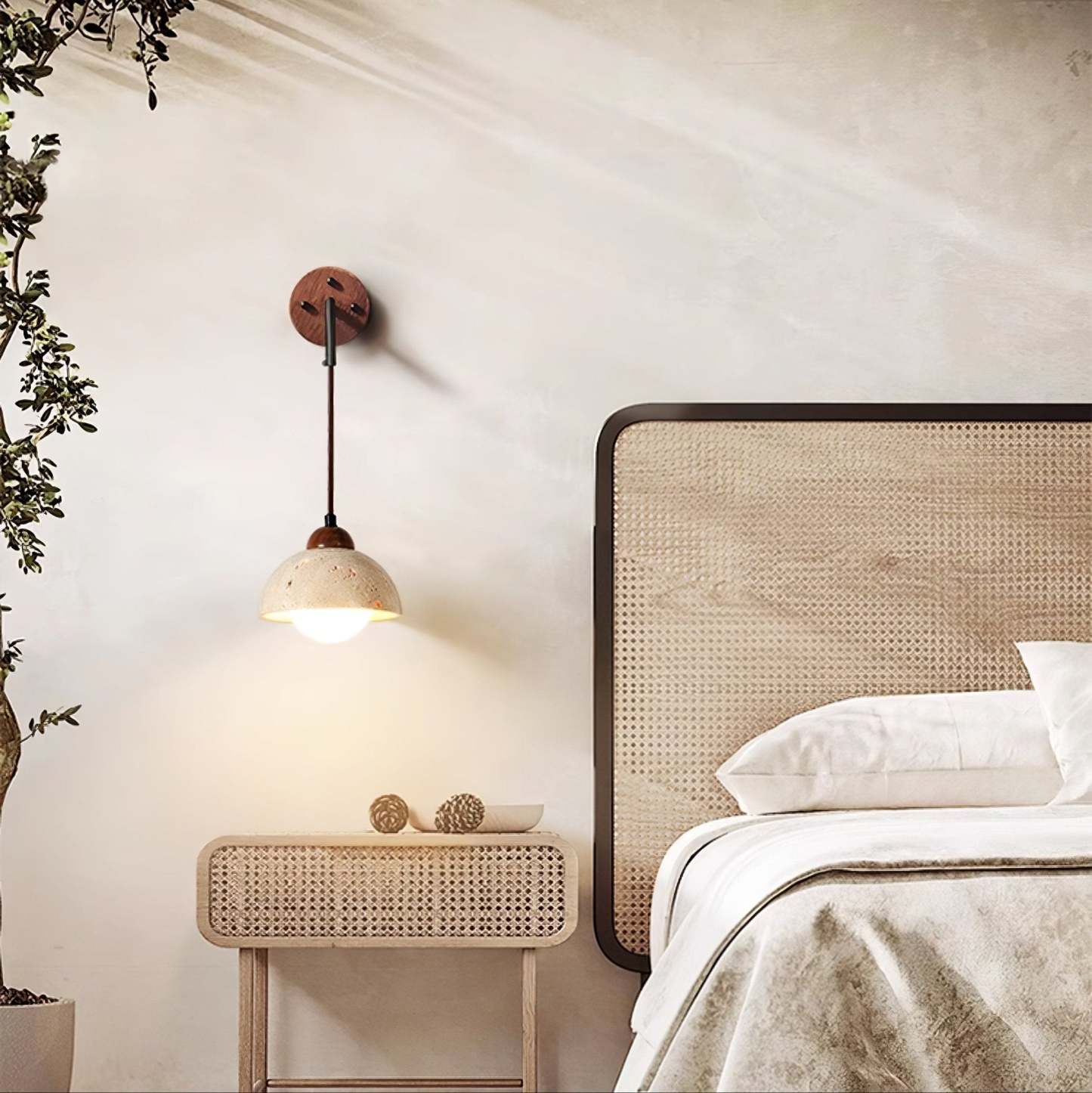 Arched Travertine Aplique