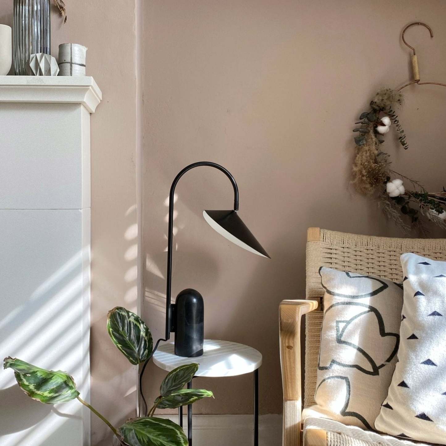 Dune Marble Cone Table Lamp