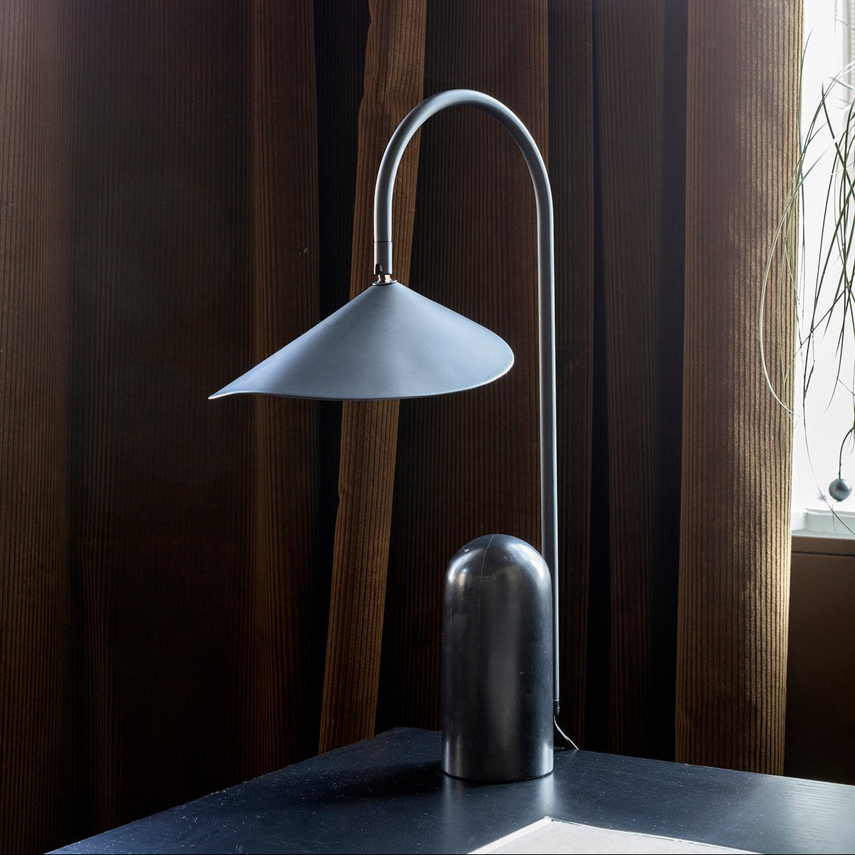 Dune Marble Cone Table Lamp