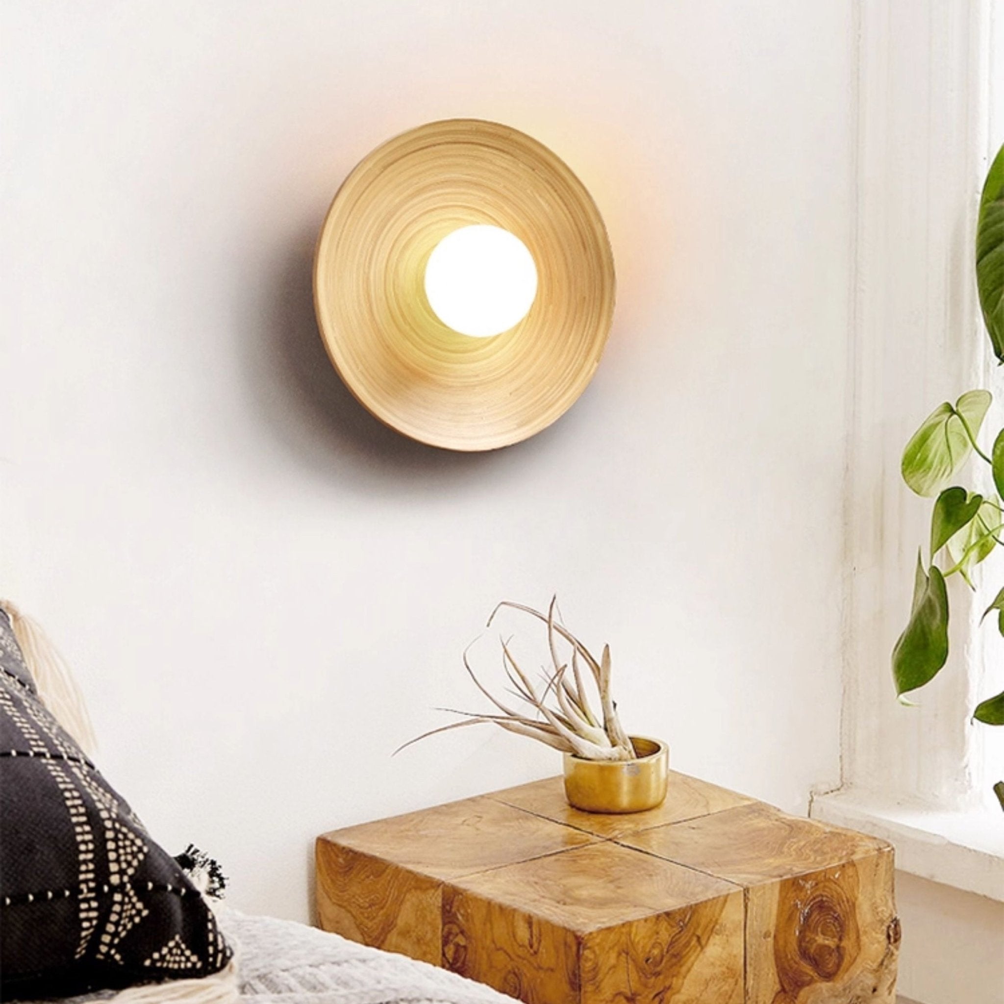 BamBamboo Aura Sconce Aplique