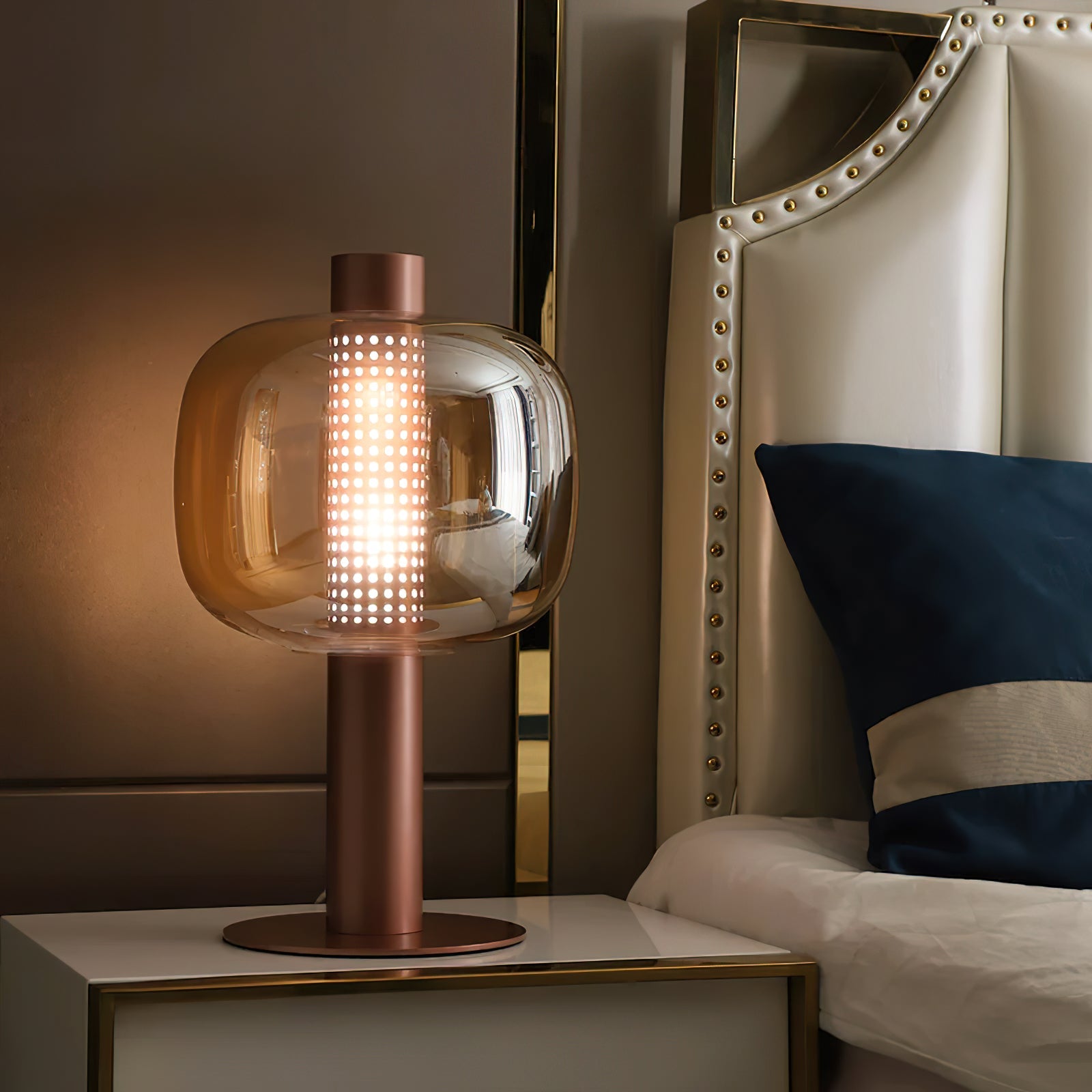 Artelux Bonbori Glass Table Lamp
