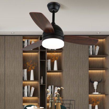 Ventilador de Techo Minimalista Selena de Madera con Luz, primer plano de las aspas con veta de madera