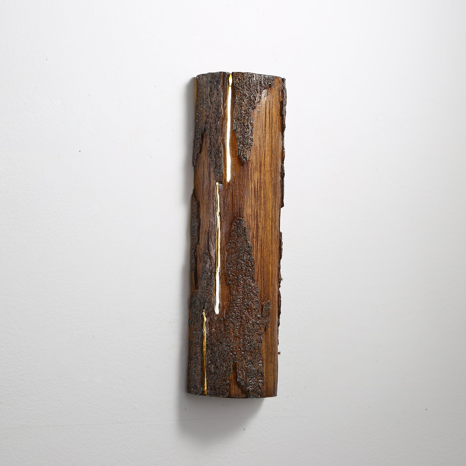 Hakka Broken Bark Wall Light