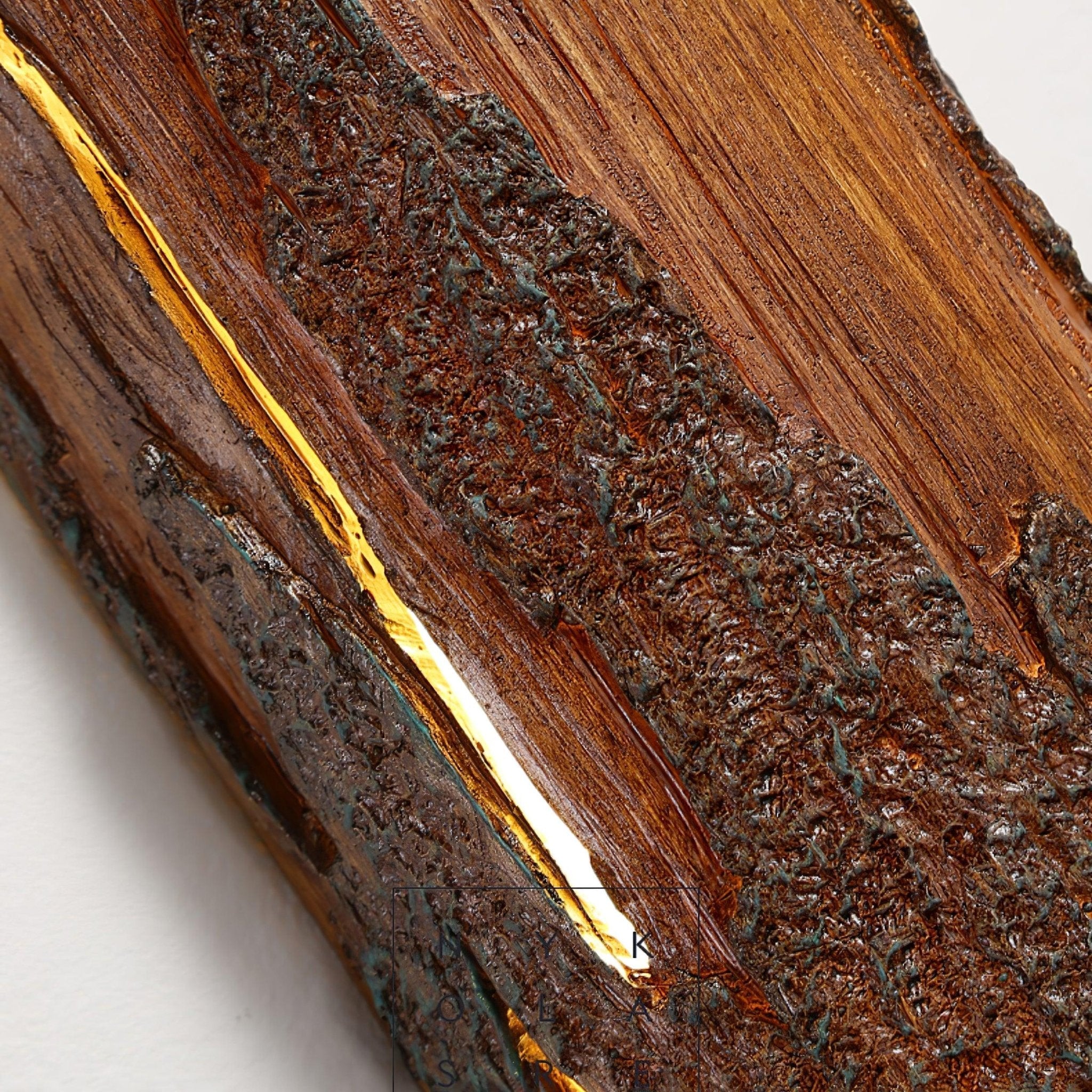 Hakka Broken Bark Wall Light