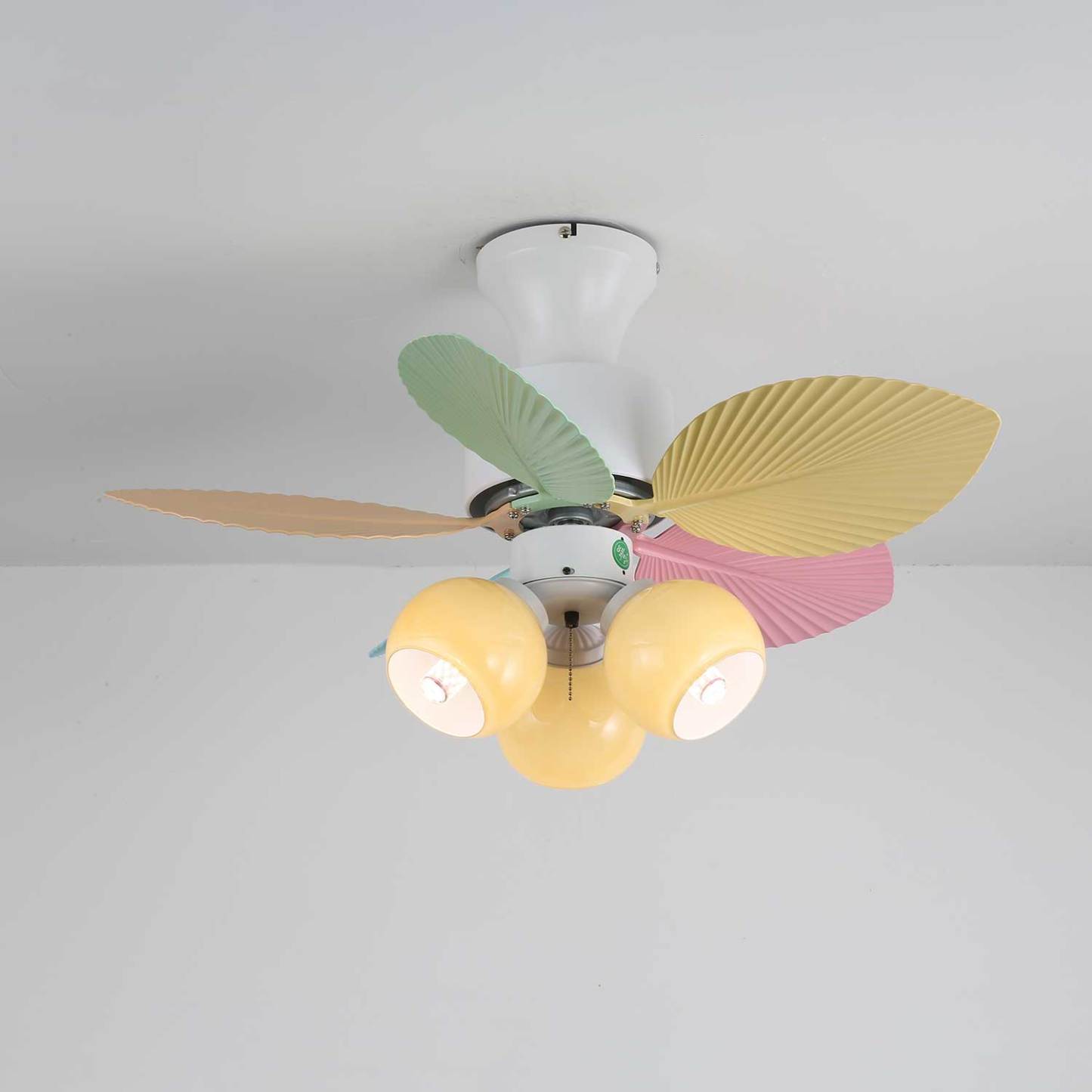 Ventilador de Techo Liora de Cristal Colorido, con iluminación ambiental