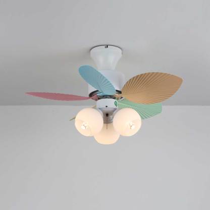 Ventilador de Techo Liora de Cristal Colorido, destacando el uso en interiores