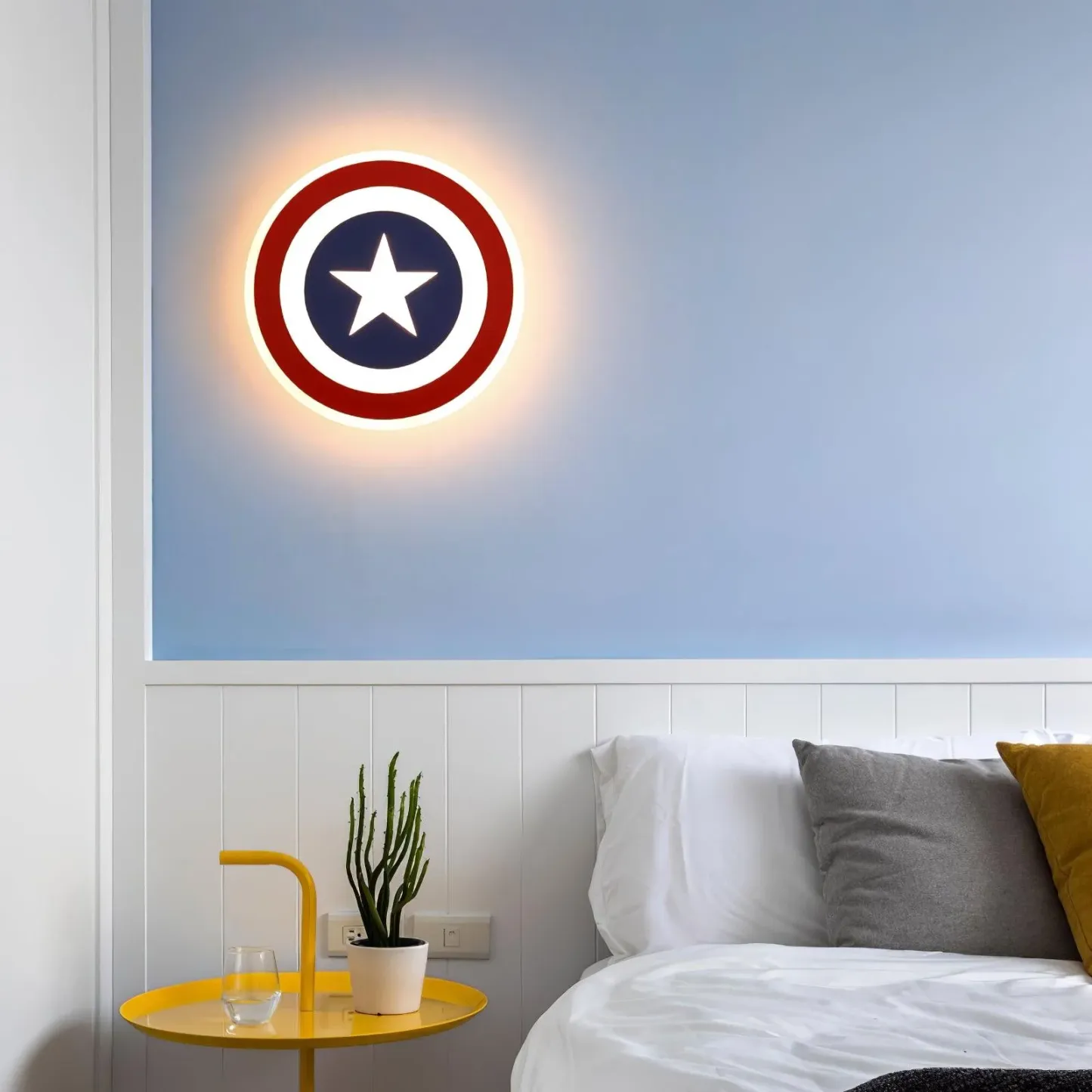Edge Inusual Capitán Rojo Azul Acrílico Metal Lámpara de Pared Salón Comedor