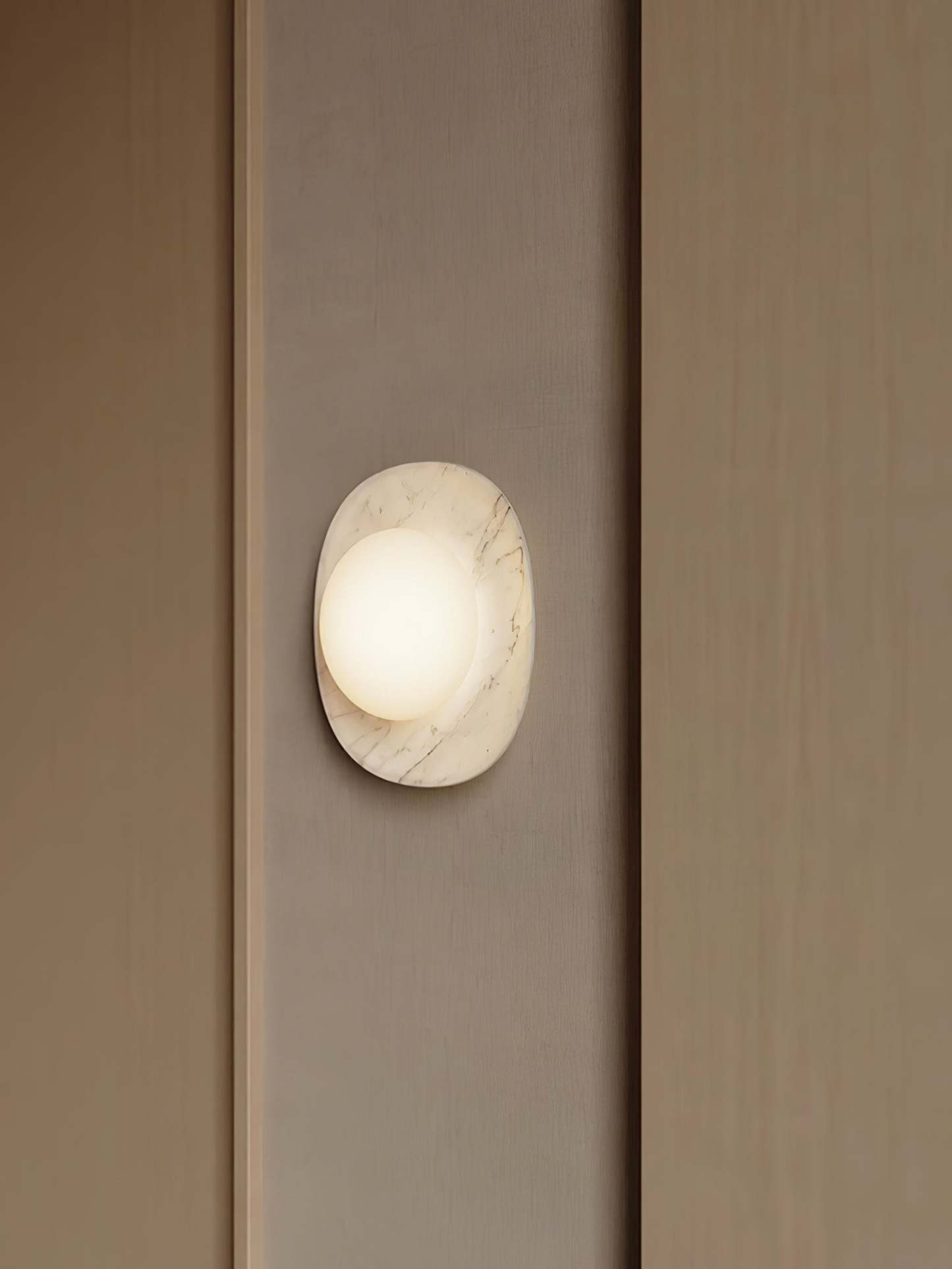 Carrara Cusp Sconce Aplique
