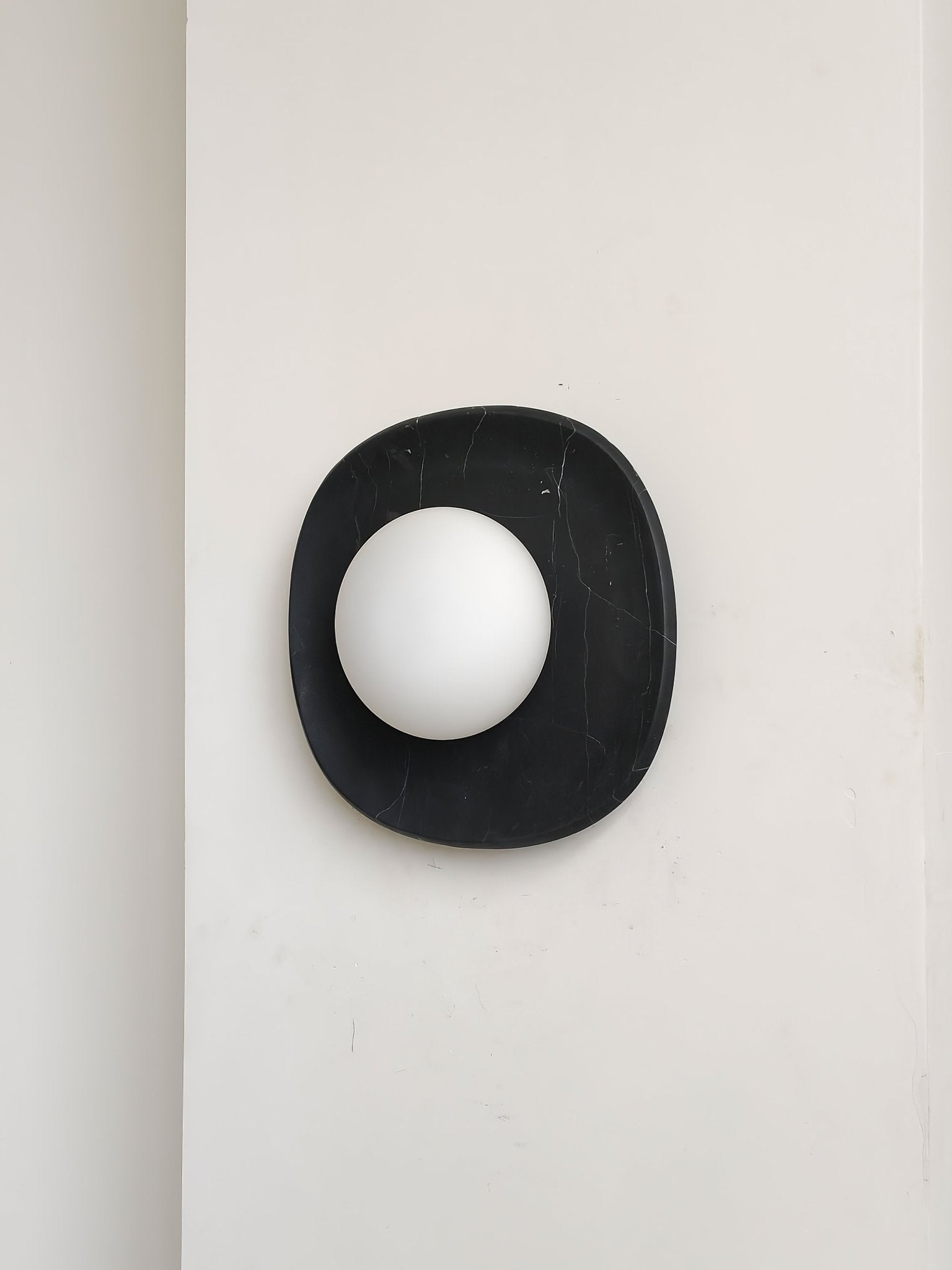 Carrara Cusp Sconce Aplique
