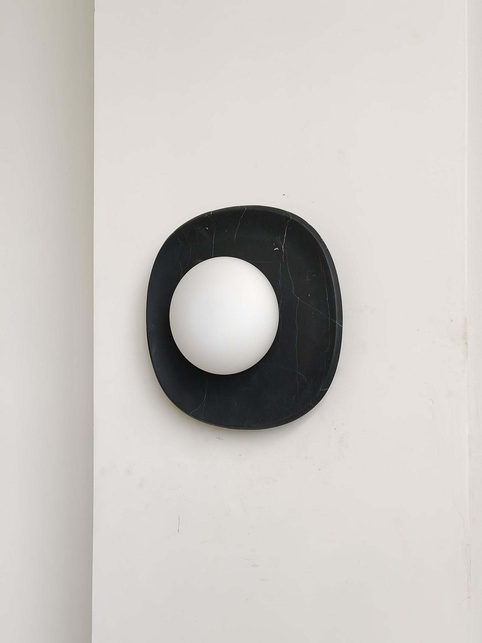 Carrara Cusp Sconce Aplique