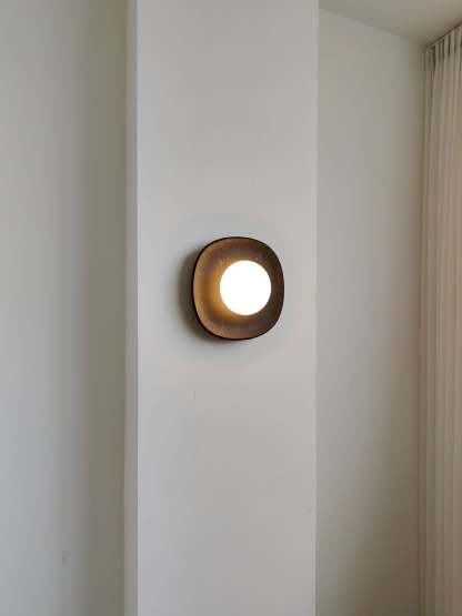 Carrara Cusp Sconce Aplique