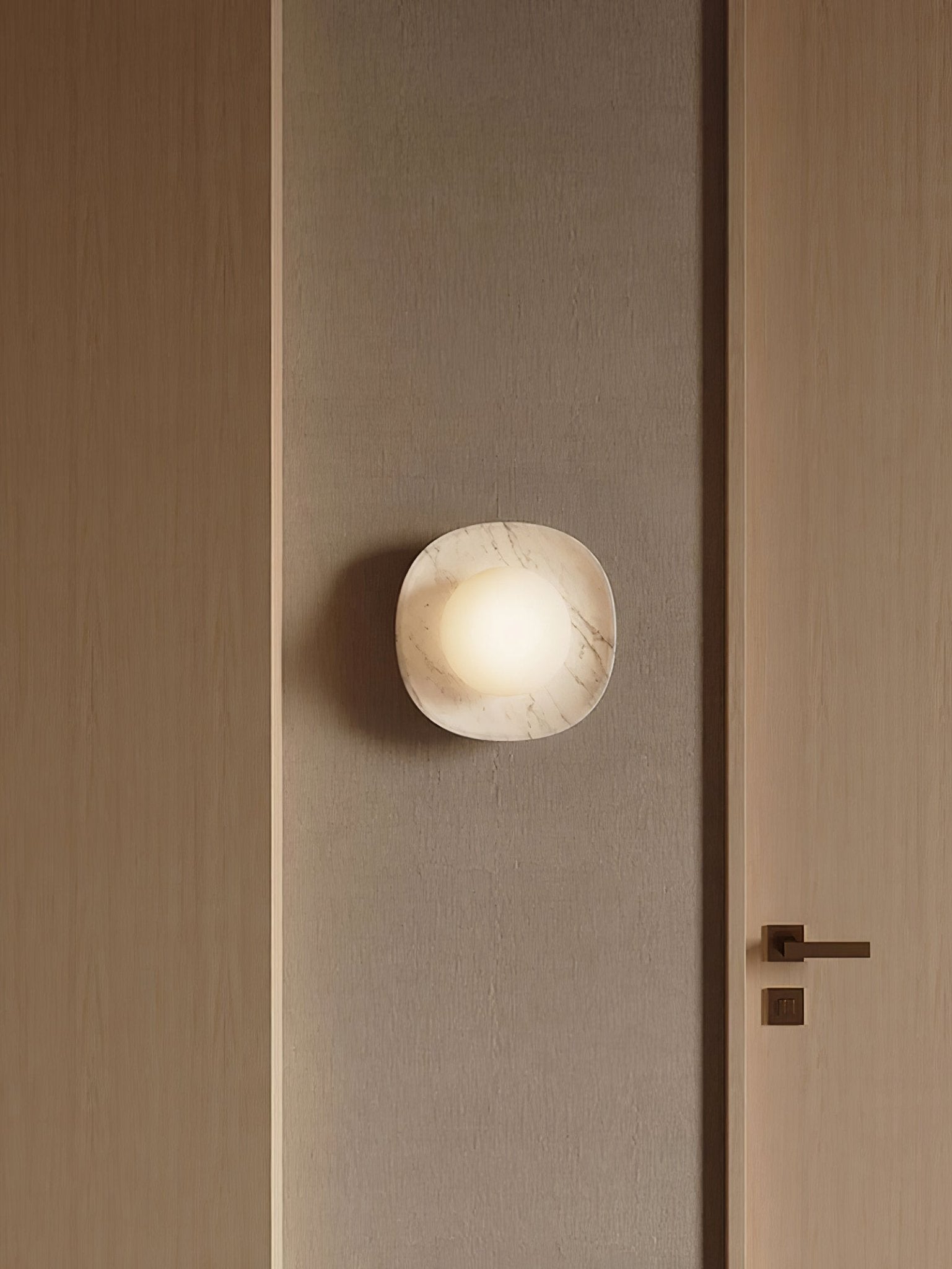 Carrara Cusp Sconce Aplique