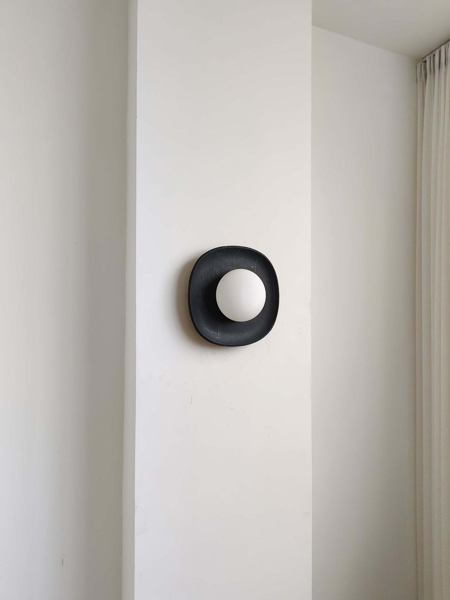 Carrara Cusp Sconce Aplique