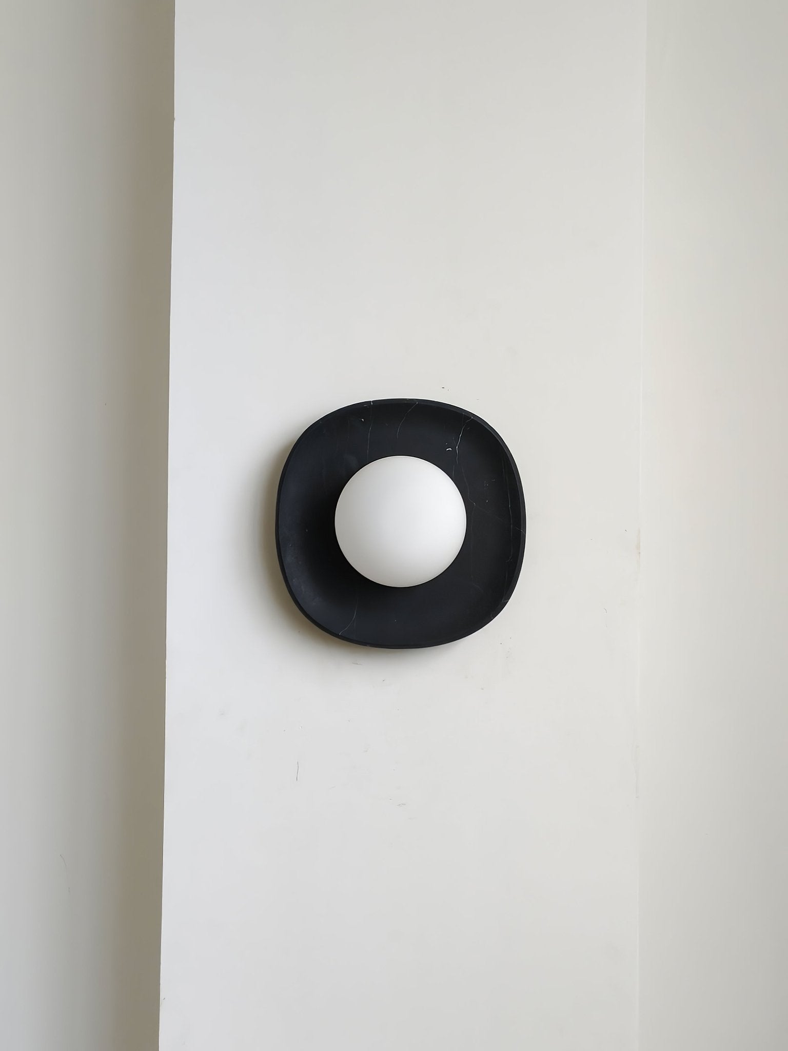 Carrara Cusp Sconce Aplique