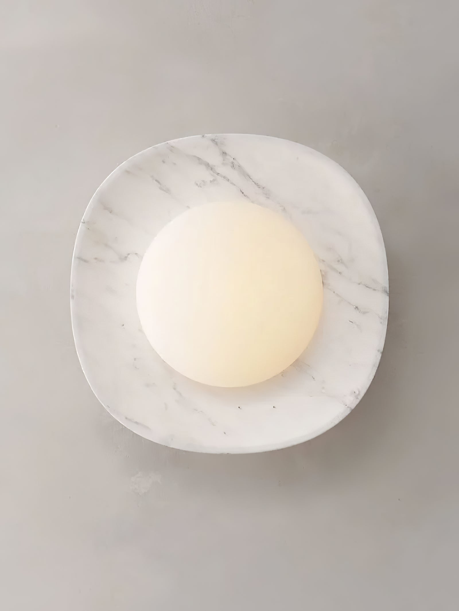 Carrara Cusp Sconce Aplique