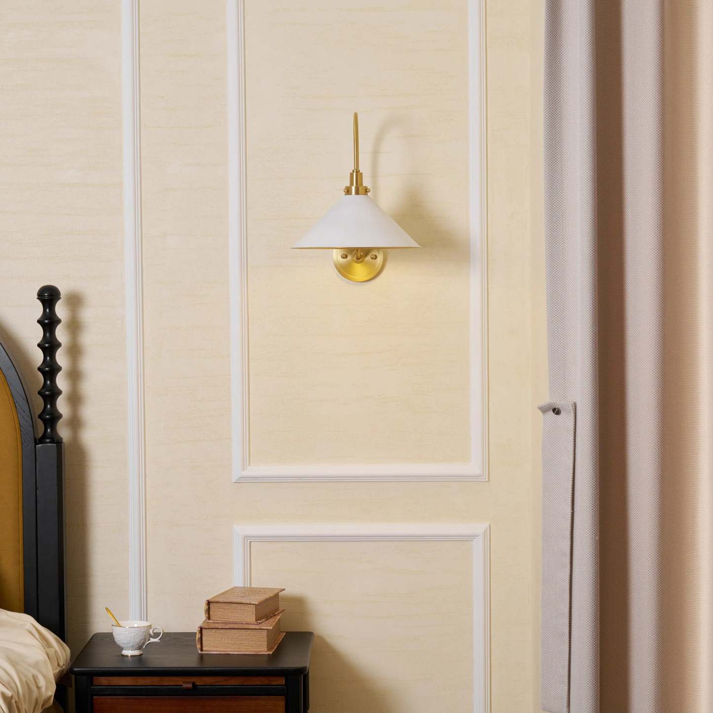 Axis Linea Curve Wall Light