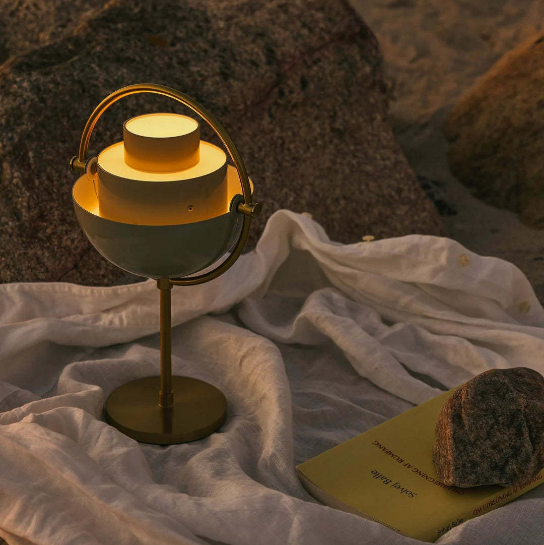 Artelux Deformed Ball Table Lamp