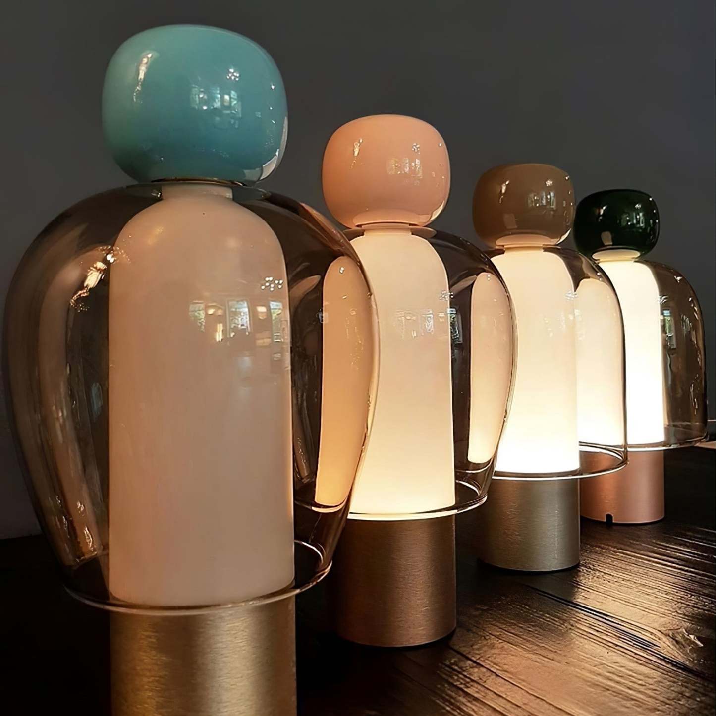 Retro Capsule Table Lamp