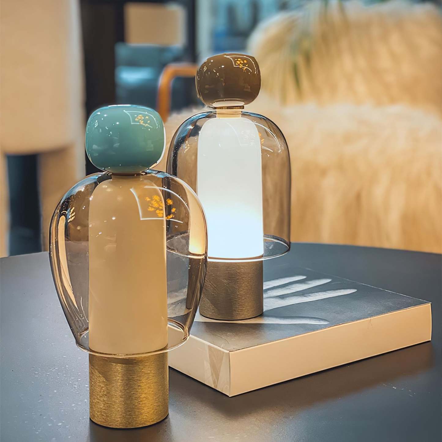 Retro Capsule Table Lamp