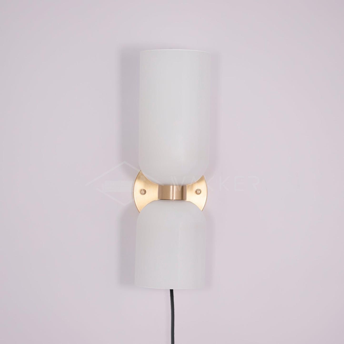 Edie Plug-In Aplique