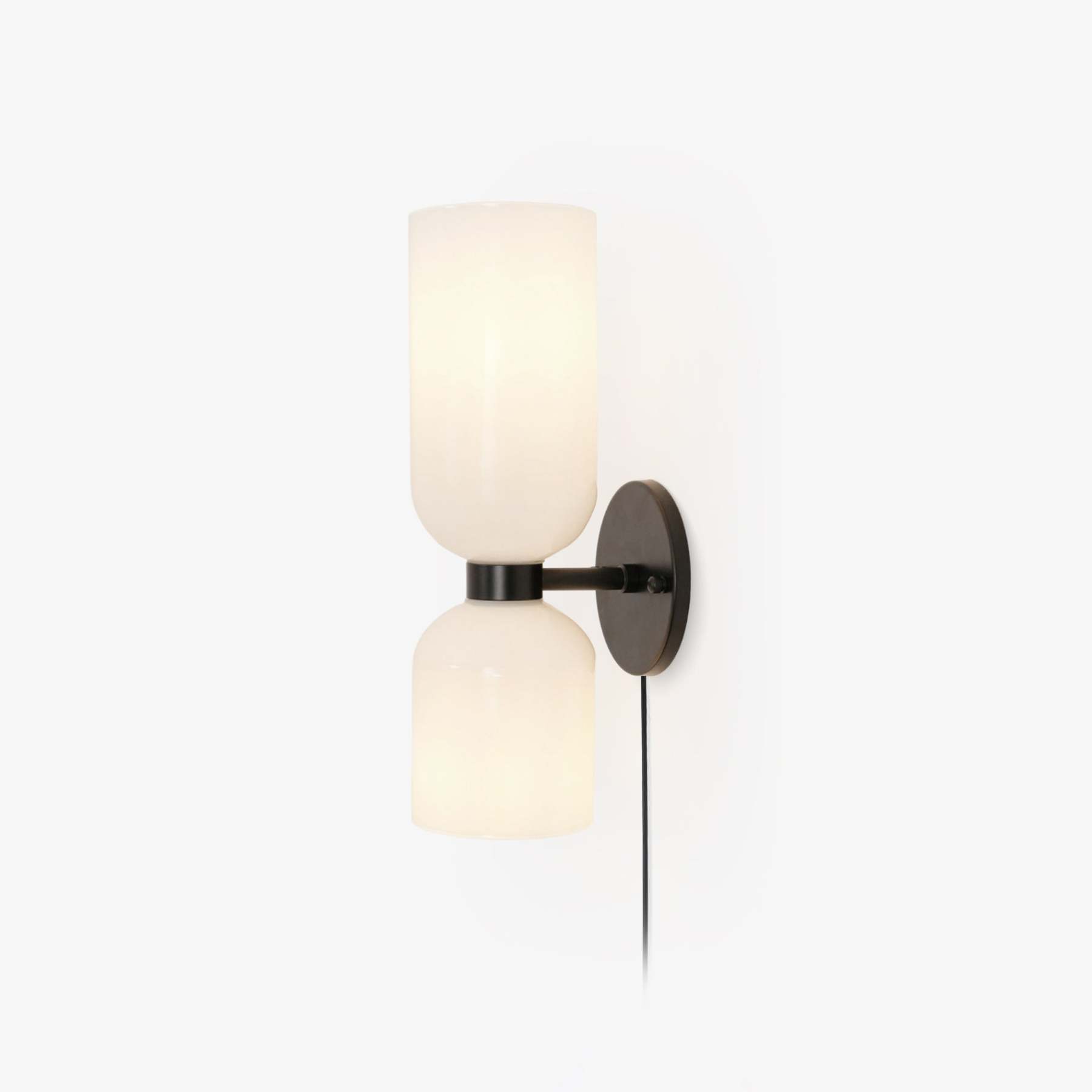 Edie Plug-In Aplique