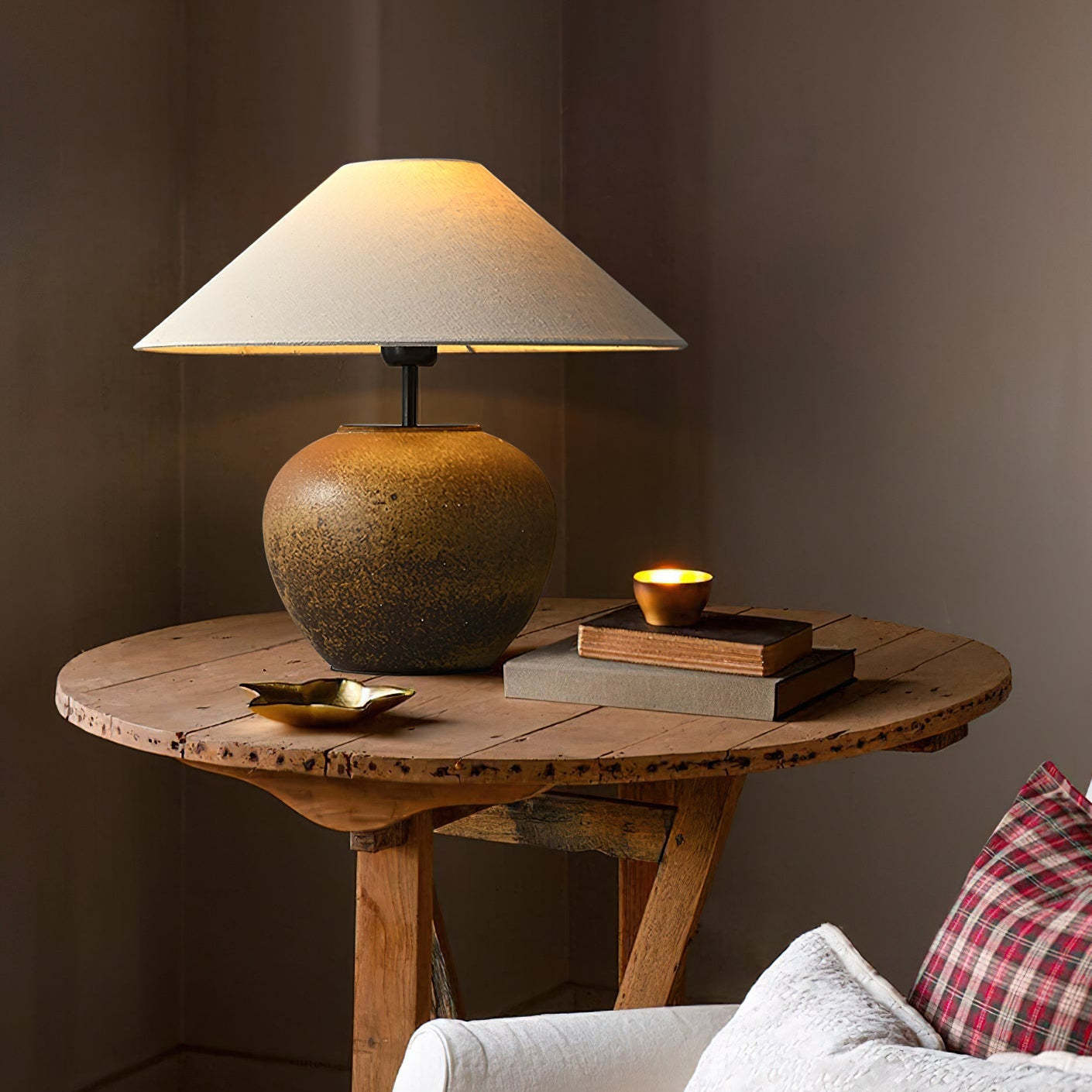 Hakka Ceramic Linen Table Lamp