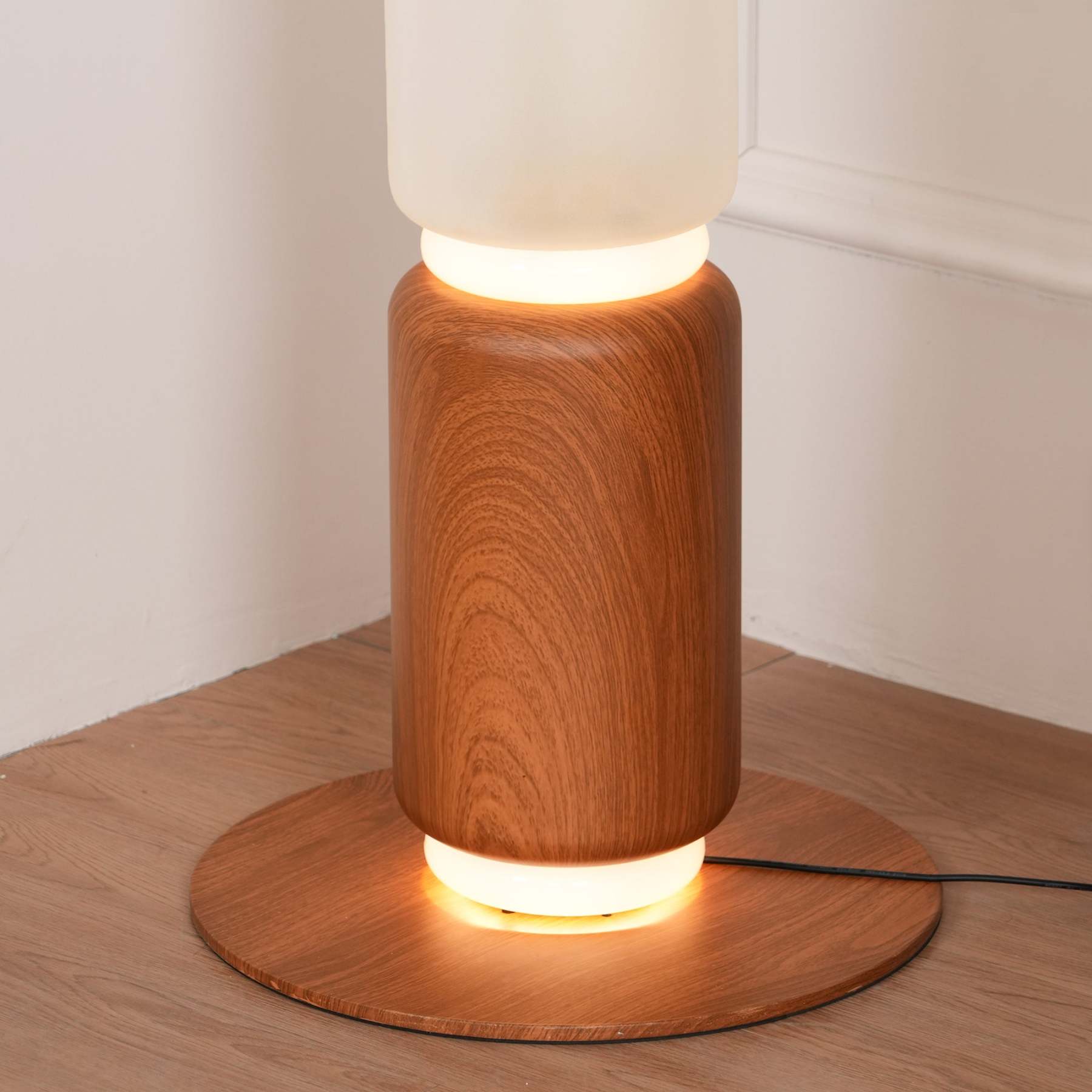 Hakka Gradient Glass Wood Floor Lamp