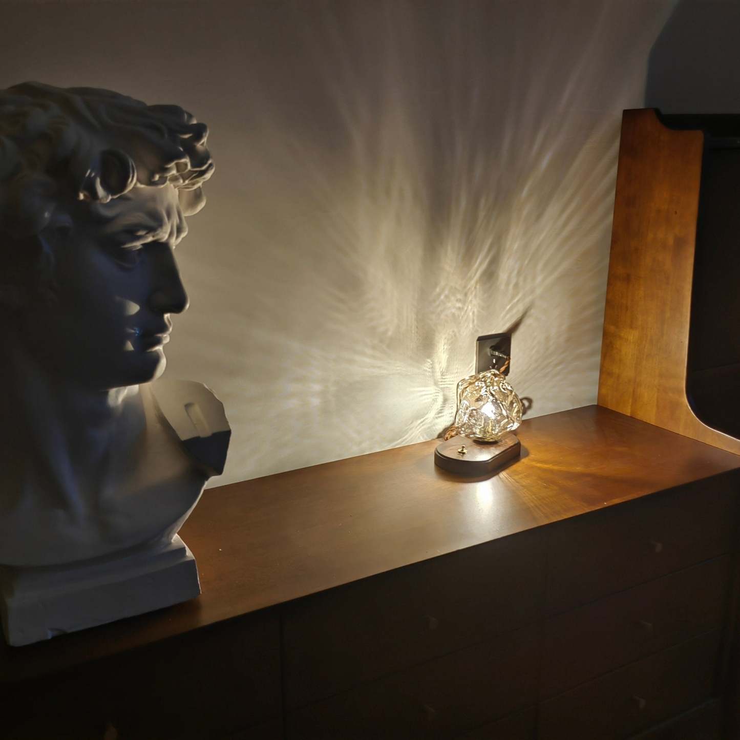 Verona Ice Stone Glass Table Lamp