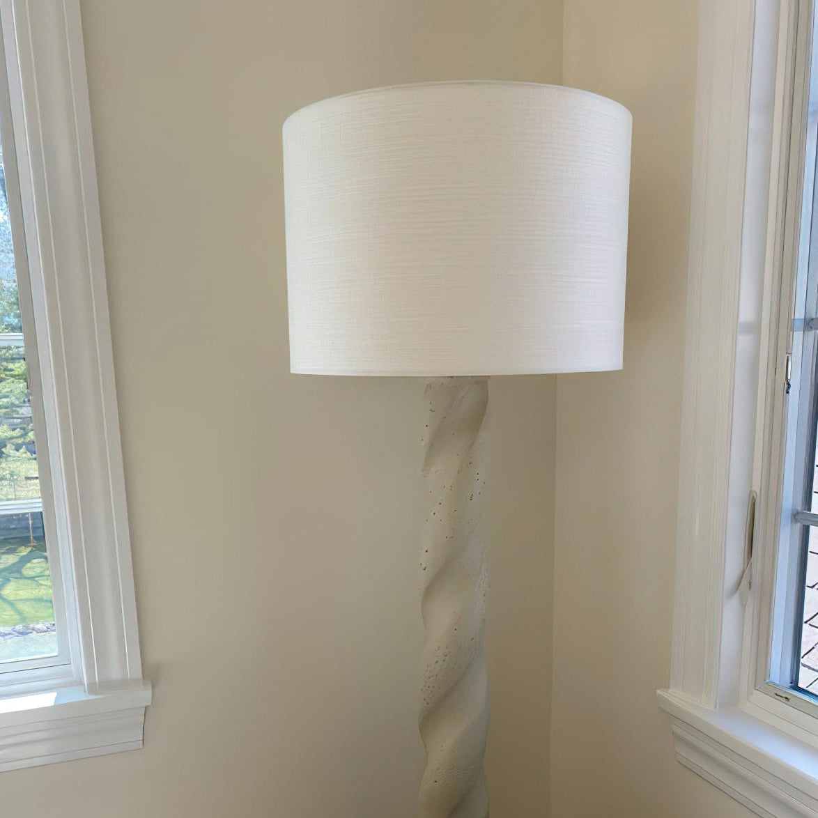Retro Plaster Spiral Floor Lamp
