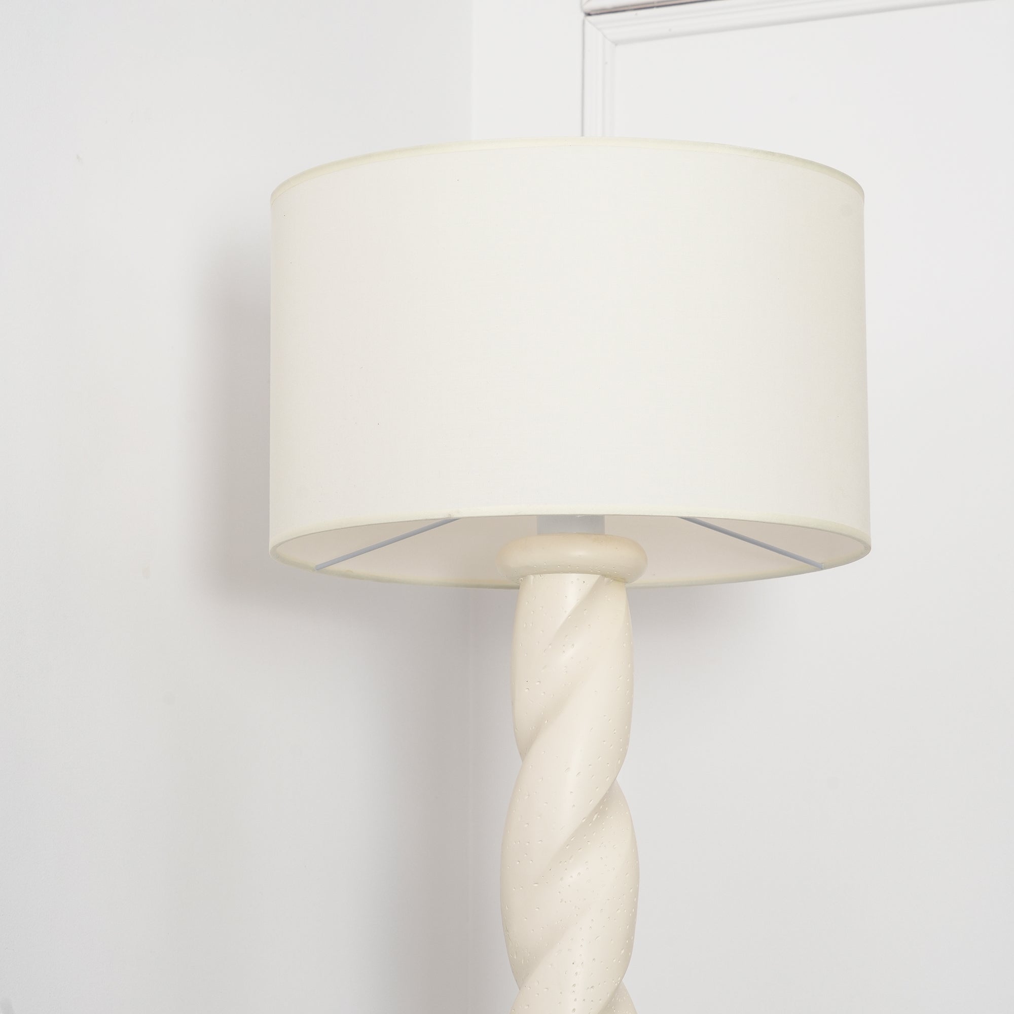 Retro Plaster Spiral Floor Lamp