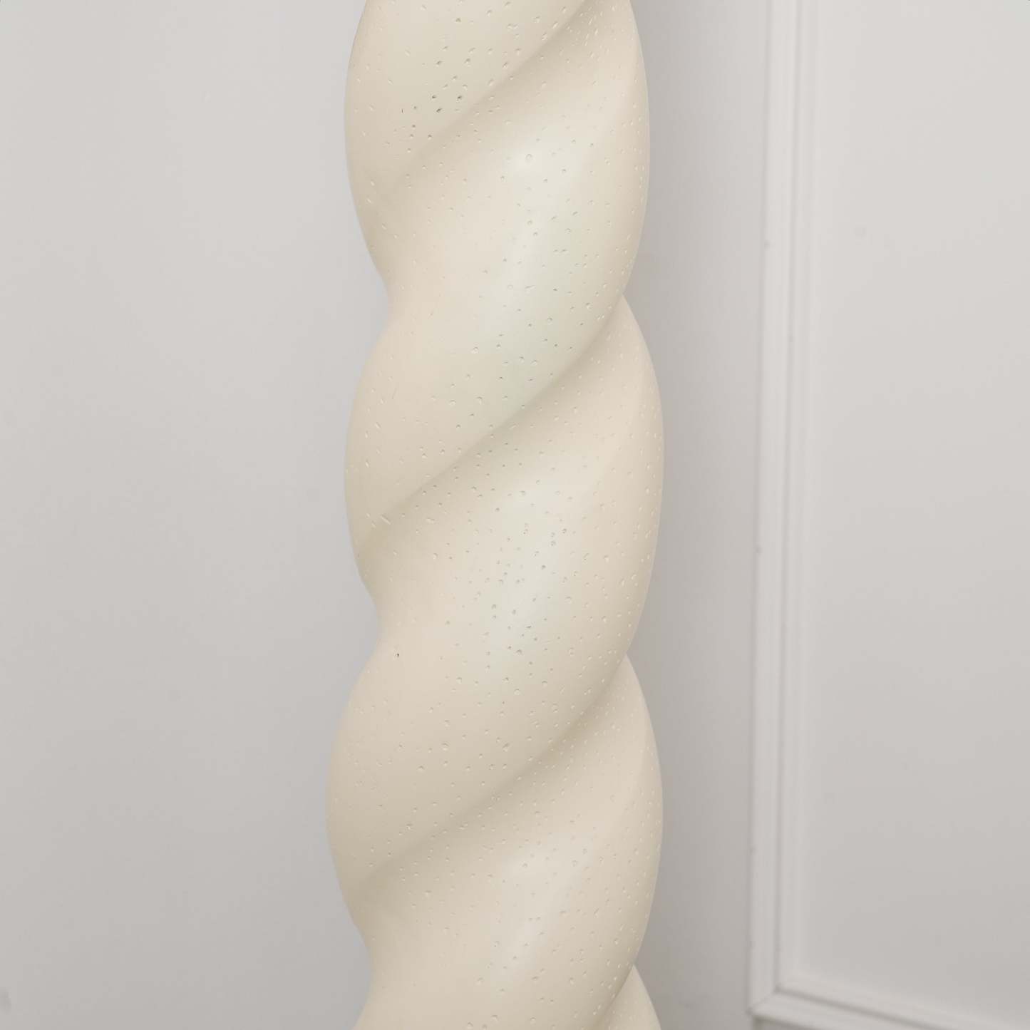 Retro Plaster Spiral Floor Lamp