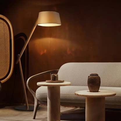 Hakka Lean Pivot Wood Fabric Floor Lamp